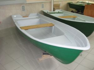 Лодка стеклопластиковая СЛК-395 П